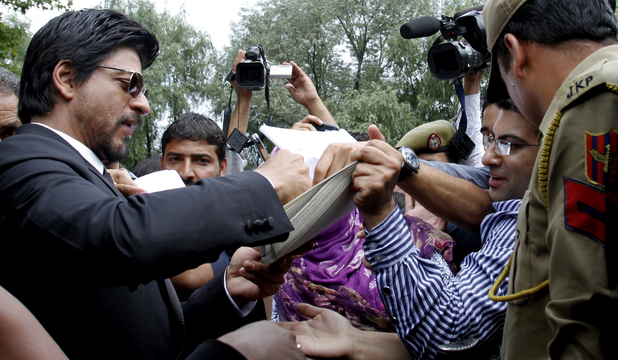 Shah Rukh Khan to spend Republic Day in UK